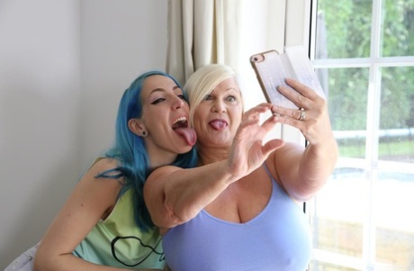 bbw layla vore pornographic picture