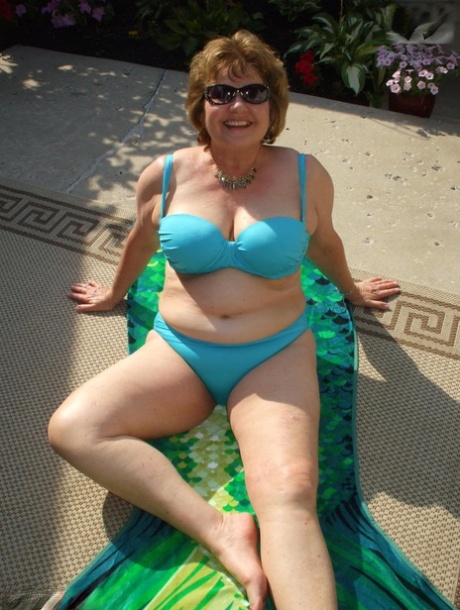 curvy vs bbc free galleries