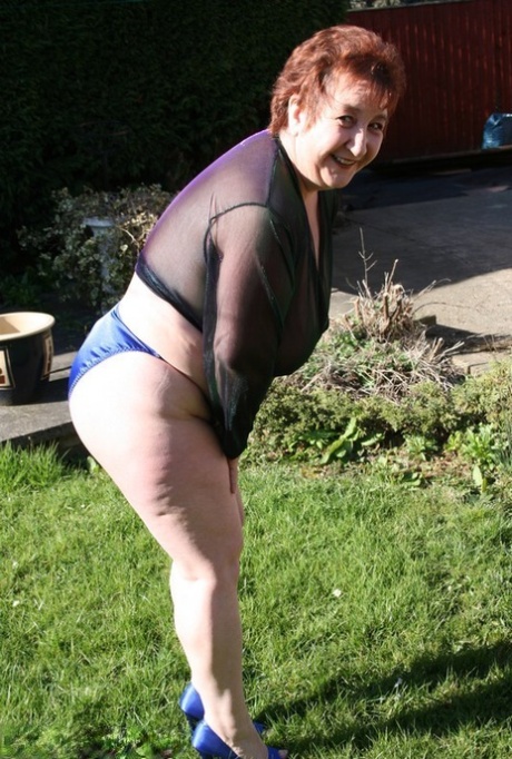curvy british mature sex photo