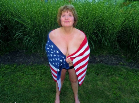 sleeping bbw fucked art porn photo