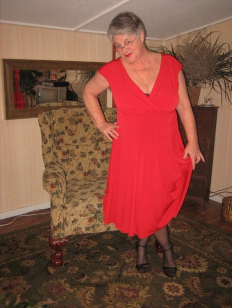 ssbbw facesitting captions beautiful xxx gallery