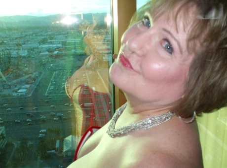 round curvy redhead self sex pictures