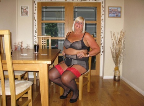 bbw housekeeper nudes gallery