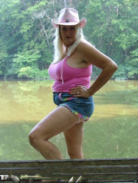 bbw lactate beautiful galleries