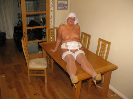 curvy euro bitches endure banging free sexy image