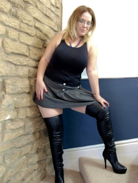 big ass women wearing pantyhose sexy naked picture