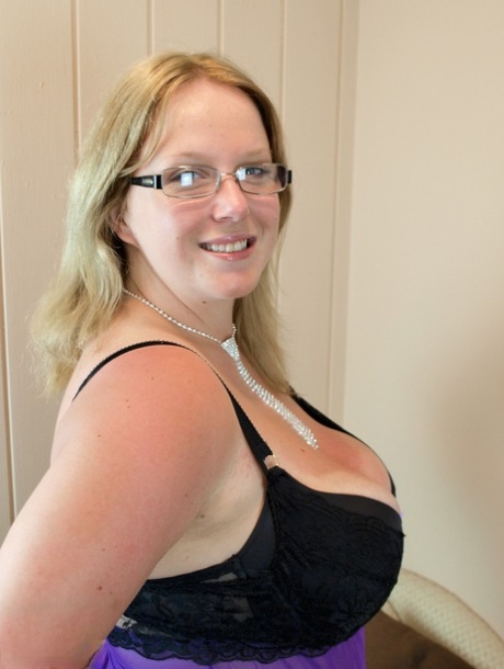chubby kat pet doors hot sexy image
