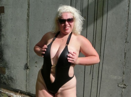 i fucked your bbw mom beautiful xxx picture