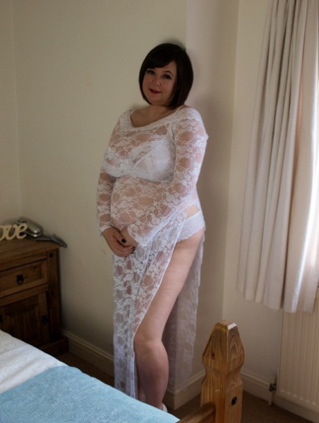 fat bitch feet beautiful naked img