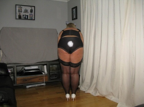 sexy chubby arab teen beautiful naked photo