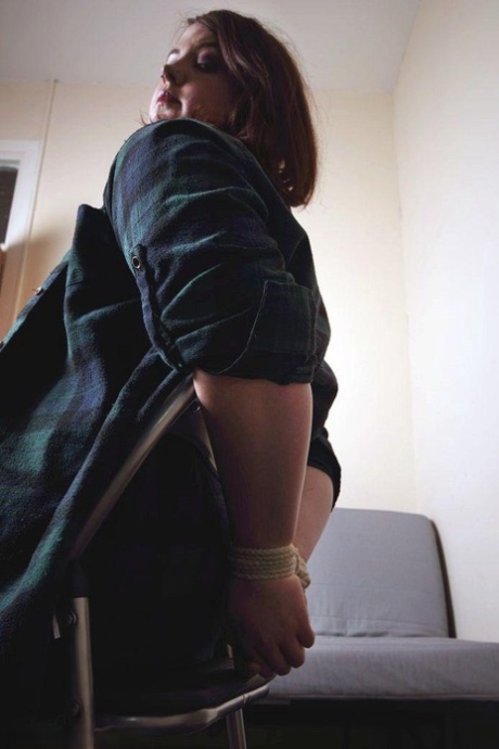 seachbomb shell fat marvari choda sexy naked images