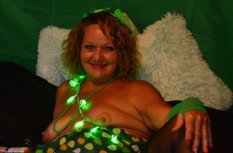 bbw hairbrush free pictures