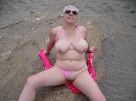 thick shenale beautiful xxx pic