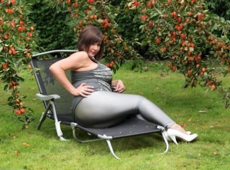 pictures of fat women fucking beautiful porn pic