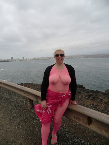 fat black midget sex images