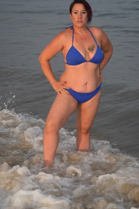 thick realtor hot sex pic