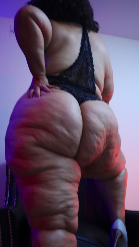 chubby cutie pissy sex beautiful gallery