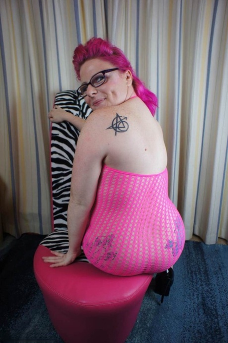thick curves sexy nudes photos