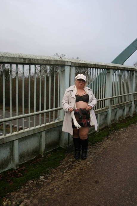 lilycupcakes bbw nude pics