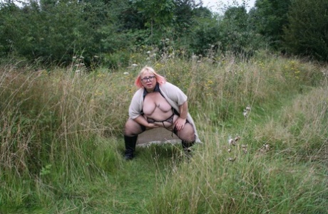 white bbw takes backshots with cumshot beautiful xxx images