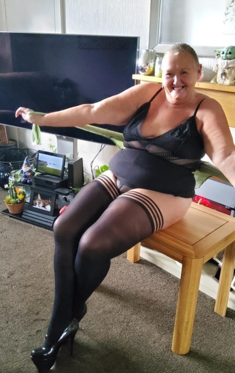 plump big tit amateur enjoys cock and toy in her ass xxx galleries