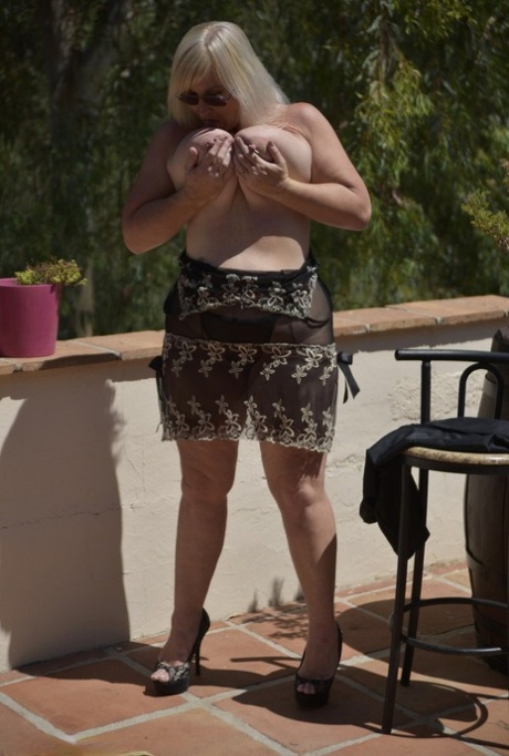 thick daddy beautiful naked photo