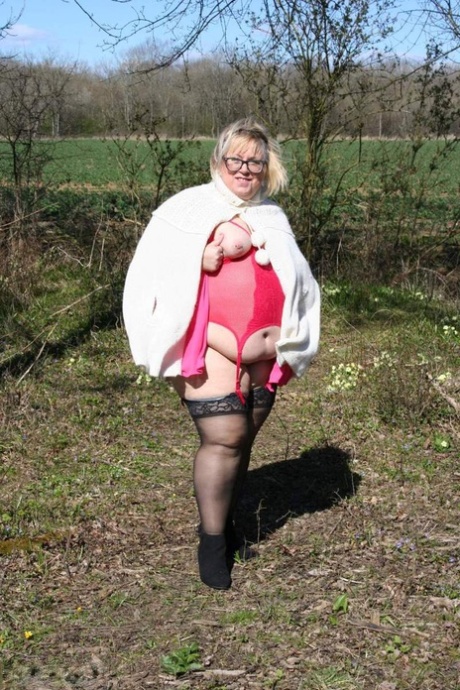 bbw ass in short skirt art naked pictures