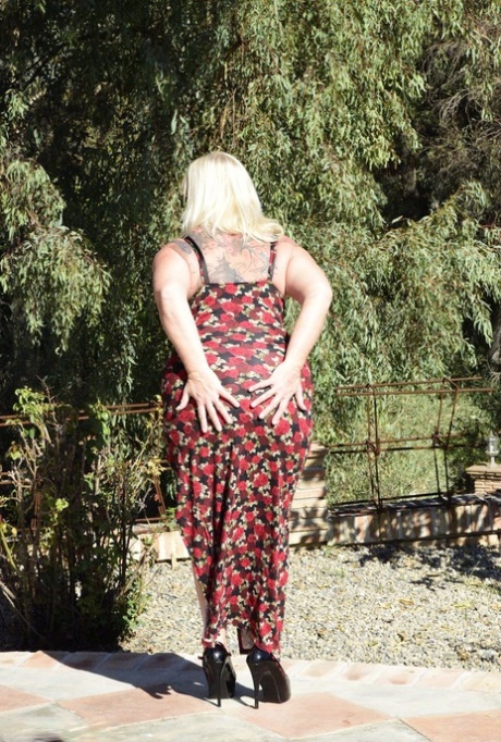 two bbw femdoms spank and crop male submissive art porn gallery