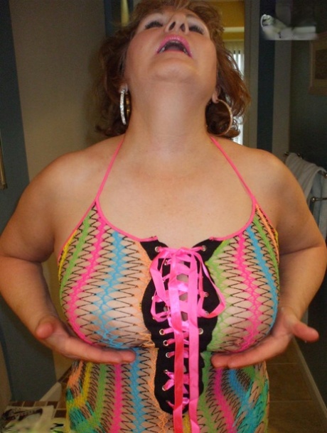 chubby blonde getting dildoed best picture