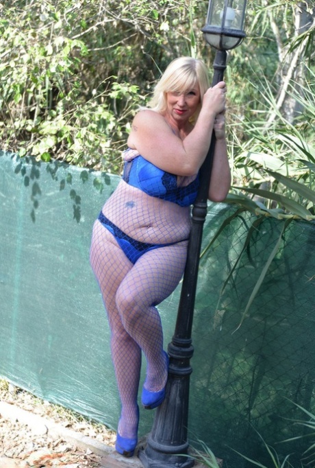 czech chubby casting art porn photos