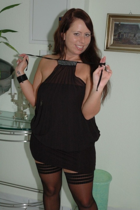 thick thigh skirt beautiful porn gallery
