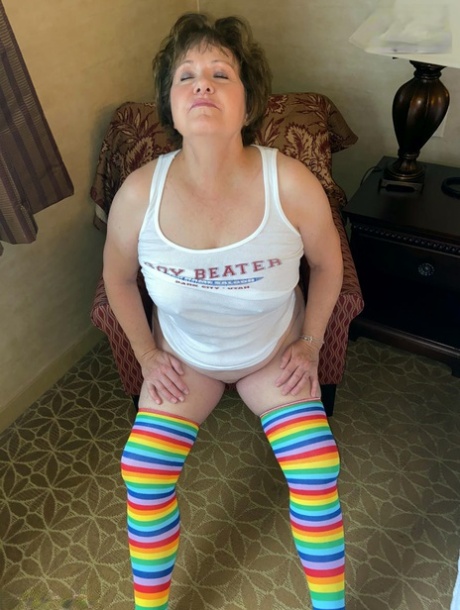 ms incredible thick pretty pic