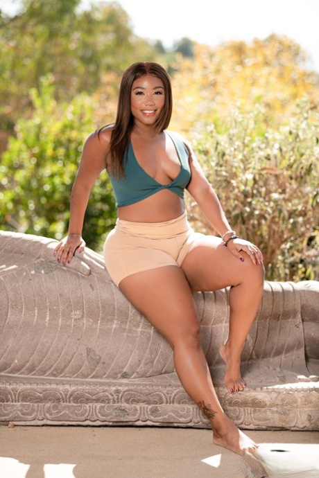 heavy on hotties bbw art naked pics