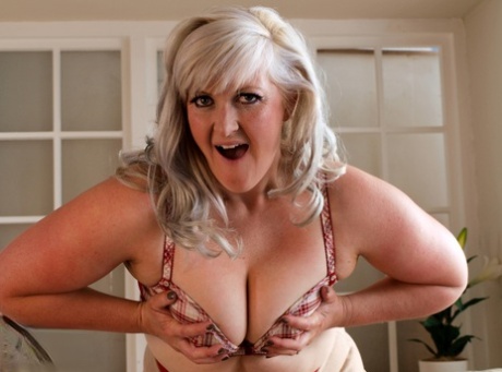 thick cock handjob beautiful pic