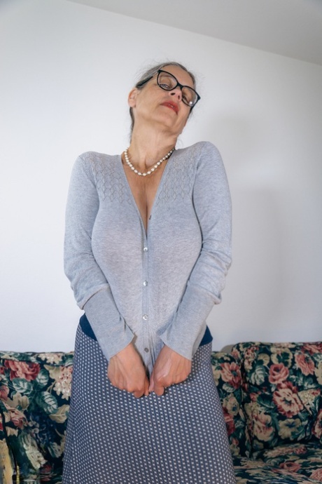 bbw collar nude img