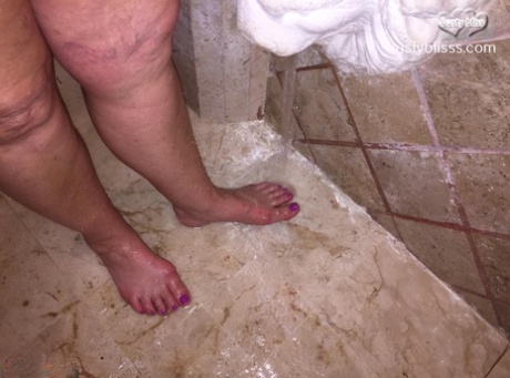 blonde fat hardcore mature top image
