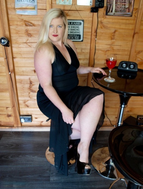 venezuela curvy free image