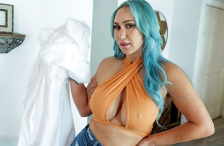 hot amateur bbw lesbians art naked photo
