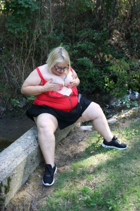 thick indian bbw pretty image