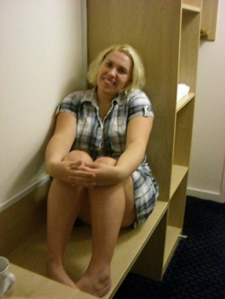 miss thick adult photo