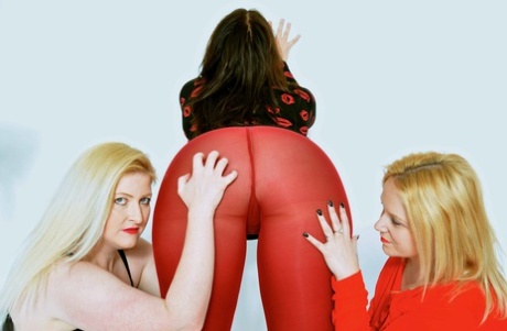 hot brunette big ass tease and blowjob eporner hot sexy pics