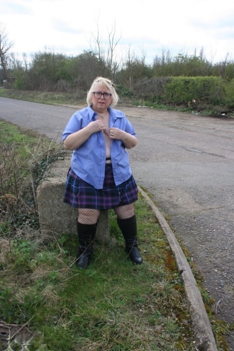 bbw with tits made for fucking nice pic