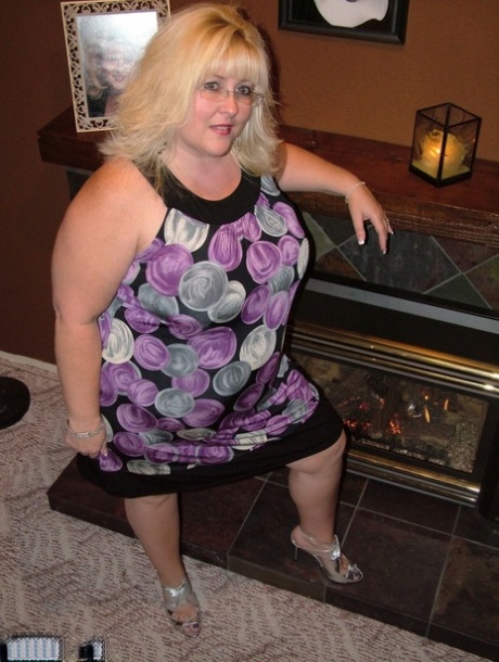 chubby couple has hot sex in different poses at hotel xxx photo