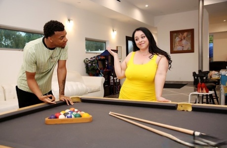 bbw reez boy friend shaking free sexy picture