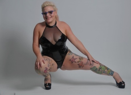 bbw exhibitionism info personal remember art nude picture