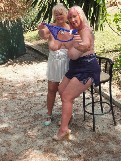 chubby blonde getting fucked sexy nude pictures