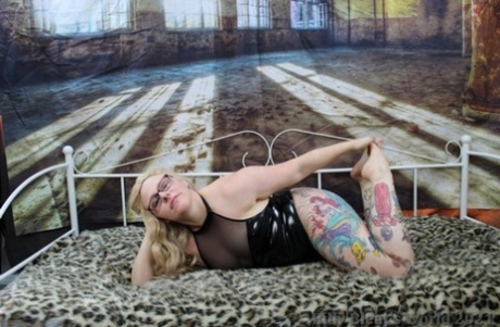 bbw stars who escort erotic pics