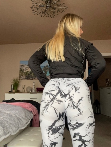 black and white girl gets fuck threesome fat licking exclusive img