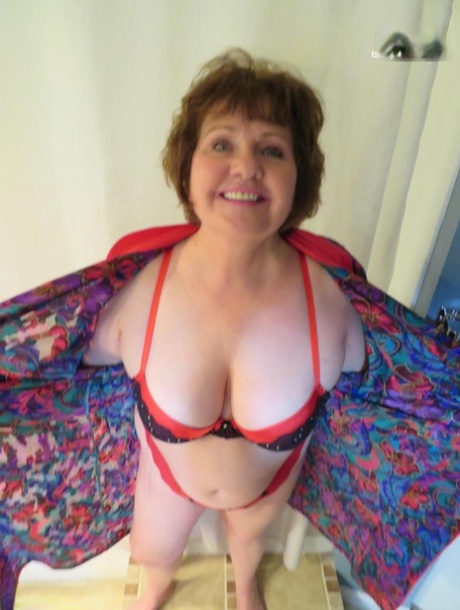 interracial bbw lesbians black girl vs white adult pics