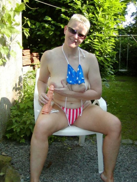 fat ginger bunny free porn photo